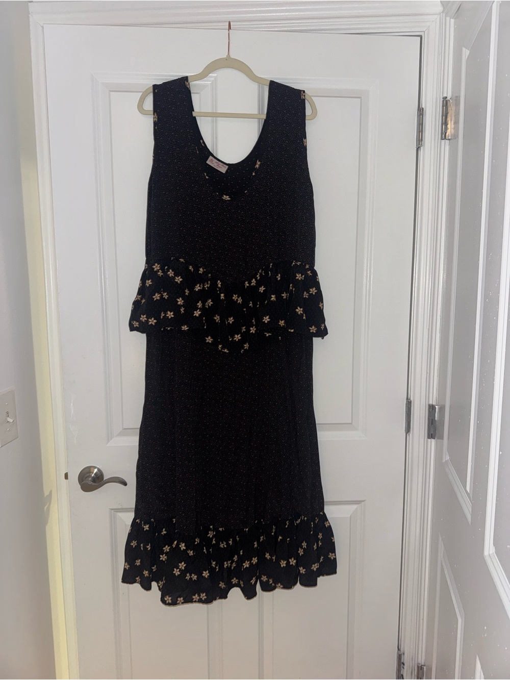 Vintage 90s Black Sleeveless Ruffle Midi Dress with Gold floral Print O/S